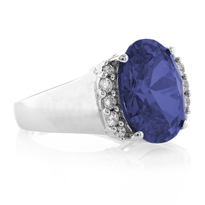 Tanzanite Ring | Oval Cut Stone