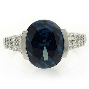 Blue to Green Color Change Oval Cut Stone Ring