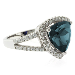 Trillion Cut Big Alexandrite Ring