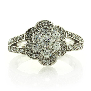 18K White Gold 1 carat Diamonds Ring