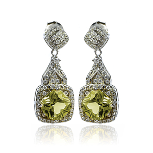 Beautiful Alexandrite Sterling Silver Pendant Earrings Set