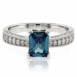 High Quality Color Changing Stone Ring