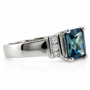 Beautiful Emerald Cut Alexandrite Sterling Silver Ring