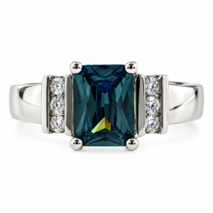 Beautiful Emerald Cut Alexandrite Sterling Silver Ring