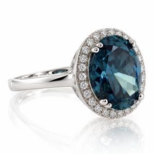 Alexandrite Very High Quality MicroPave Silver Ring