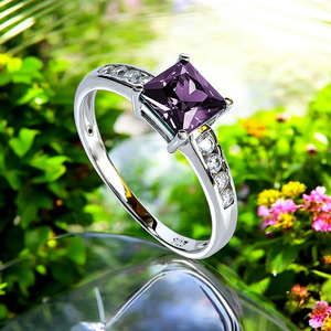 Princess Cut Alexandrite Engagement Silver Solitaire Ring 6 mm x 6 mm
