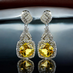 Beautiful Alexandrite Sterling Silver Pendant Earrings Set