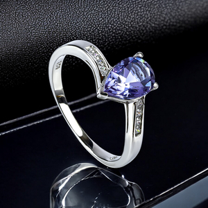 Alexandrite Blue to Purple Color Change Stone Silver Ring