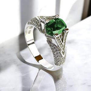 925 Sterling Silver Emerald Ring