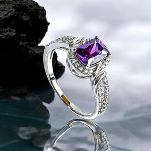 Sterling Silver Amethyst Fashion Ring 7 x 5 mm