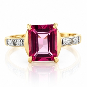10K Yellow Gold Natural Pink Topaz Ring