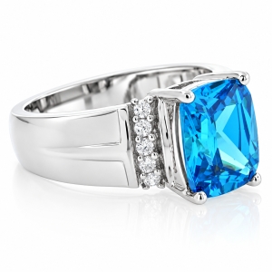 Unisex Blue Topaz Ring