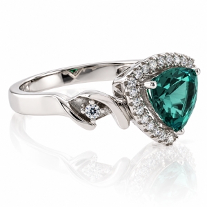Alexandrite Stone Silver Ring Trillion Cut Color Changing Stone