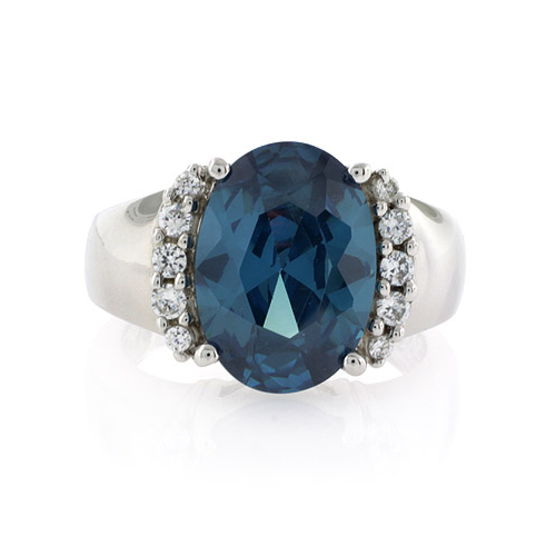 Big Alexandrite Gemstone Silver Ring