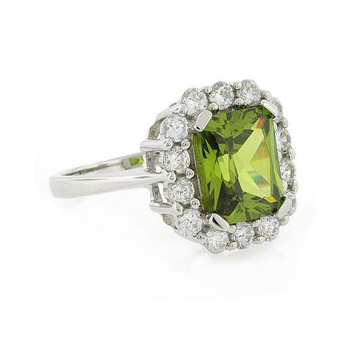 Beautiful Peridot Silver Ring