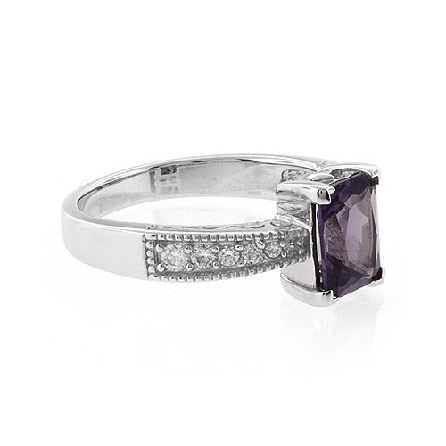 High Quality Color Changing Stone Ring