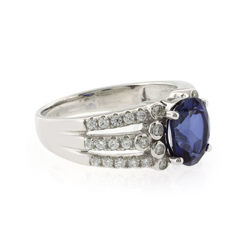 Beautiful Oval Cut Sapphire Unisex Silver Ring