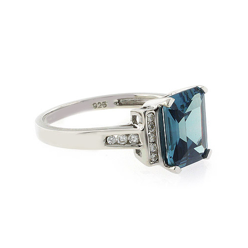 Emerald Cut Pink to Blue Color Change Silver Ring