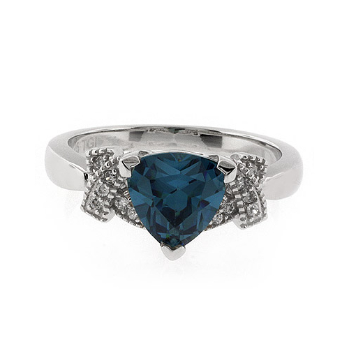 Color Changing Trillion Cut Alexandrite Ring Blue Green