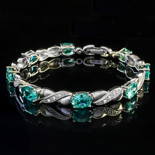 Oval Cut Green to Blue Alexandrite Silver Bracelet
