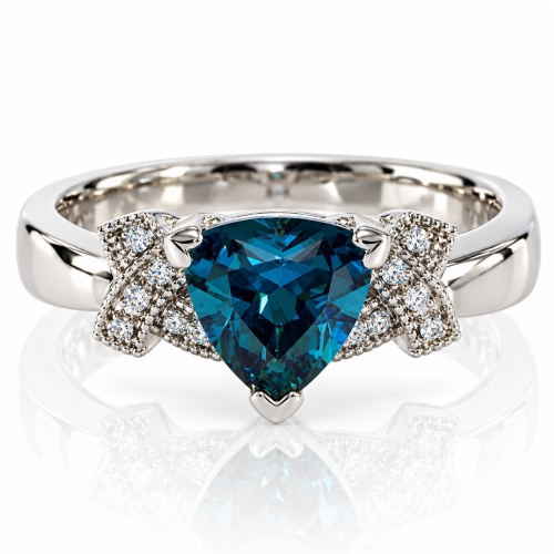 Color Changing Trillion Cut Alexandrite Ring Blue Green