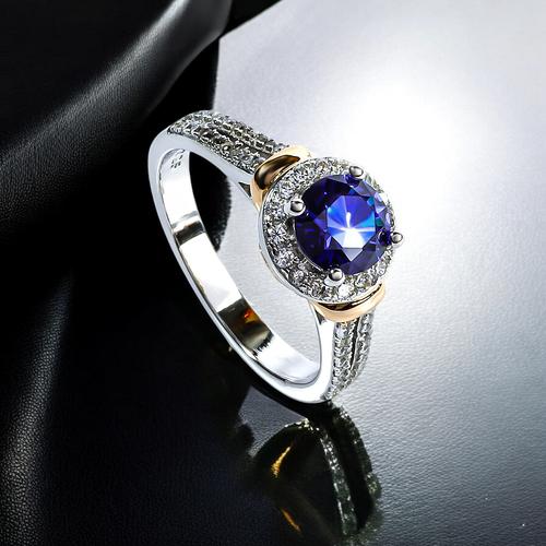 Brilliant Cut 6 mm Tanzanite Silver Ring