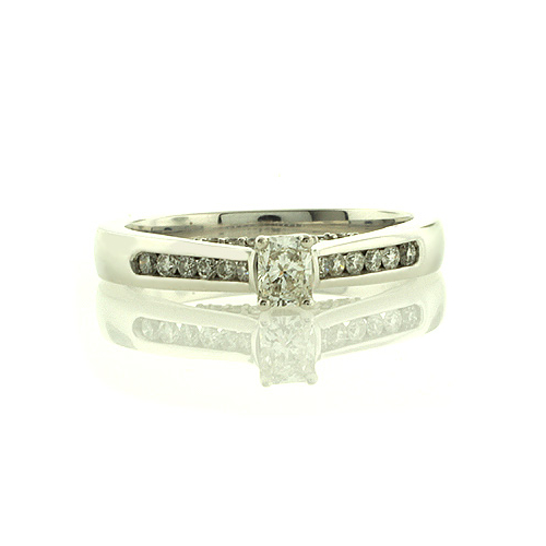14K White Gold Diamond Engagement Ring
